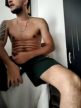 Snapshot of Gerduke06 chatting on 11.04.25 Gerduke06 online show from 11.04.25