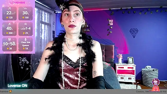 IsaBaileys  online show from 10.30.25