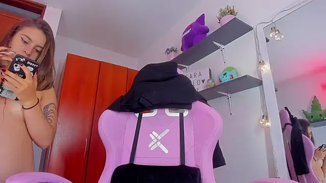 saralolo420 online show from 02.04.25