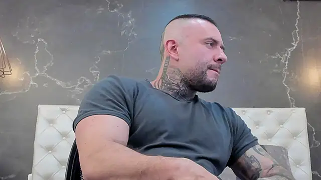 Snapshot of BruceDallas chatting on 01.18.25 BruceDallas online show from 01.18.25