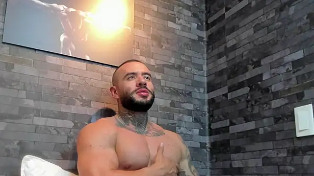 Snapshot of BruceDallas chatting on 12.15.25 BruceDallas online show from 12.15.25