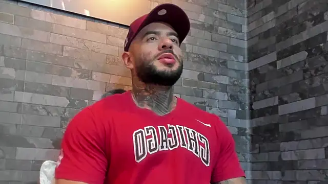 Snapshot of BruceDallas chatting on 12.23.25 BruceDallas online show from 12.23.25