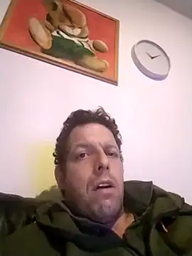 Knuffelstaaf123 online show from 03.18.25