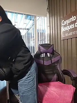 Snapshot of Cute_Penelope chatting on 02.05.26 Cute Penelope online show from 02.05.26