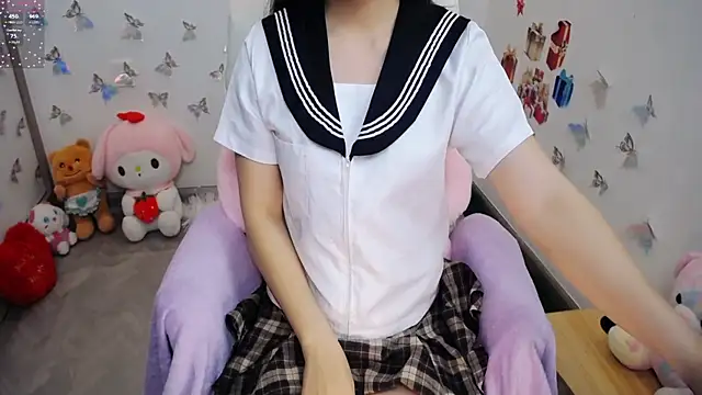 Snapshot of _Mizuki_ chatting on 03.25.26 Mizuki online show from 03.25.26