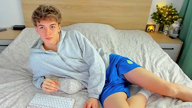 Fandi 777 online show from 12.20.24