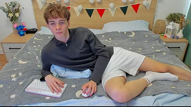 Fandi 777 online show from 03.04.25