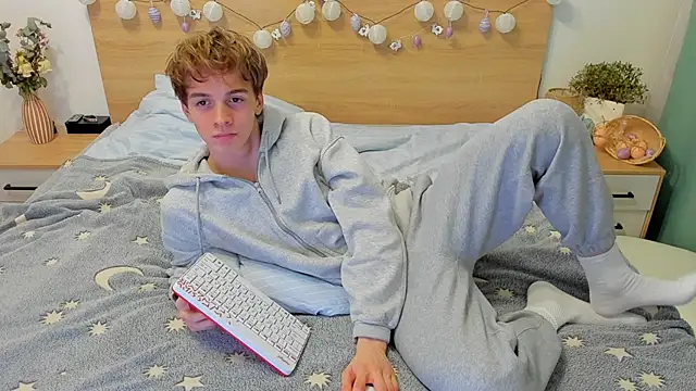 Fandi 777 online show from 03.21.25