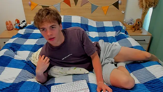 Fandi 777 online show from 04.02.26