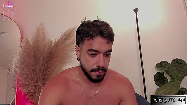 Snapshot of JeycobxBraand chatting on 10.07.25 JeycobxBraand online show from 10.07.25