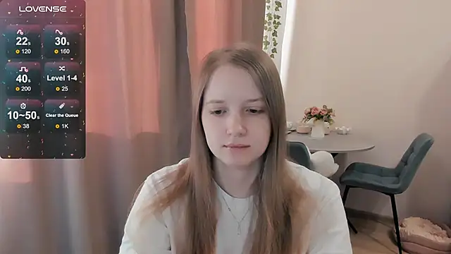 Snapshot of Alyaley chatting on 04.22.26 Alyaley online show from 04.22.26