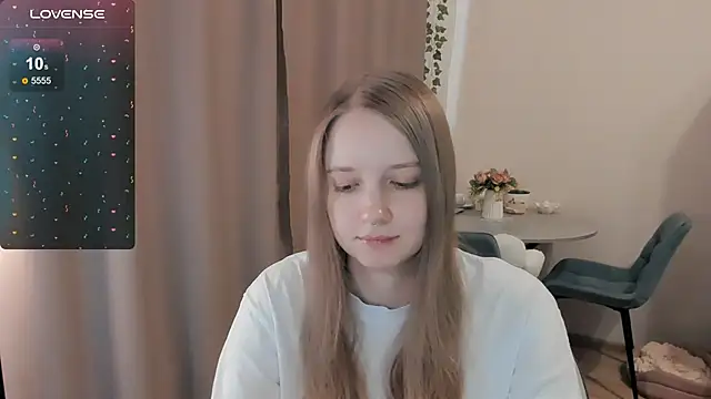 Snapshot of Alyaley chatting on 06.03.26 Alyaley online show from 06.03.26