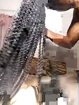 Bella045 online show from 02.20.25