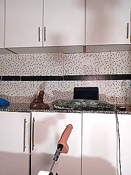 Bella045 online show from 09.27.25