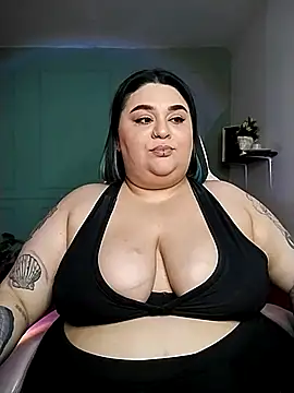 Snapshot of tiffany_laurens chatting on 12.29.24 tiffany laurens online show from 12.29.24