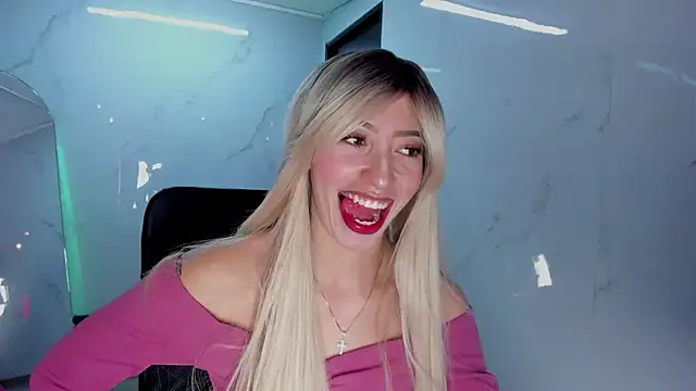 Snapshot of LilithCooperr_ chatting on 09.27.25 LilithCooperr online show from 09.27.25