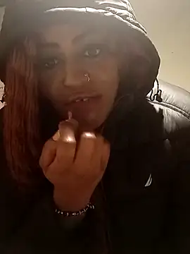 Snapshot of AmazonianMistress chatting on 01.06.25 AmazonianMistress online show from 01.06.25