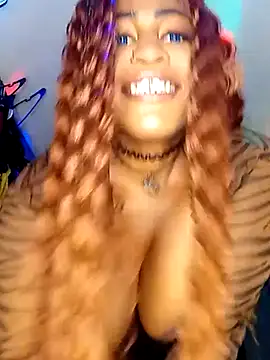 Snapshot of AmazonianMistress chatting on 01.08.25 AmazonianMistress online show from 01.08.25