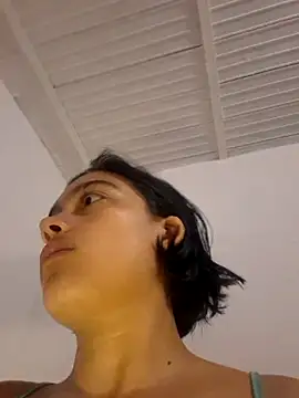 Snapshot of littlemelii chatting on 05.23.26 littlemelii online show from 05.23.26