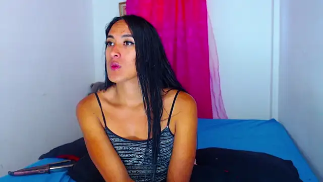 misss estrella online show from 02.14.26