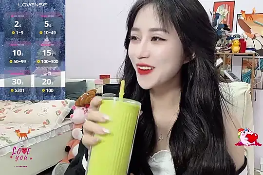  LLisa  online show from 01.11.25