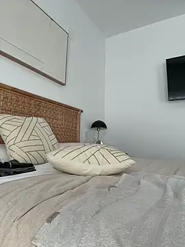 Alisa-Marie online show from 01.10.25