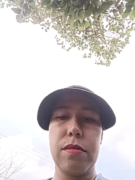 2HotAsain4u online show from 10.14.25