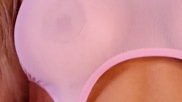 Snapshot of ClaraHazel chatting on 10.12.25 ClaraHazel online show from 10.12.25