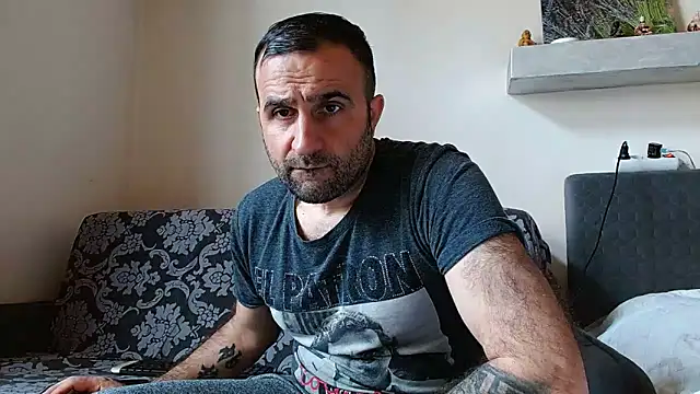 Snapshot of ivat80 chatting on 03.21.26 ivat80 online show from 03.21.26