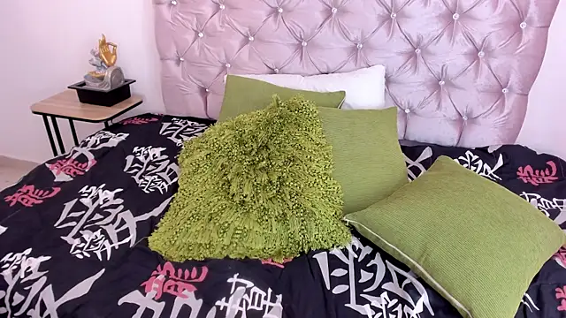 Snapshot of Darsha_Hara chatting on 02.10.25 Darsha Hara online show from 02.10.25