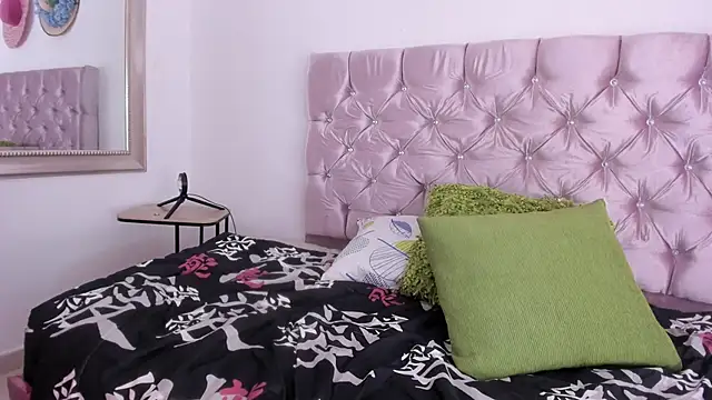 Snapshot of Darsha_Hara chatting on 03.14.25 Darsha Hara online show from 03.14.25