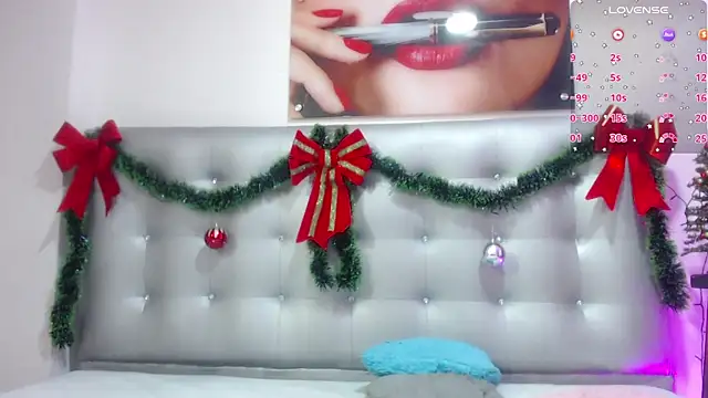 horny-juliette online show from 12.27.24