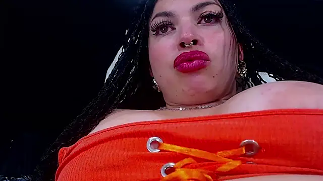 Snapshot of Cocoo_Nuth chatting on 01.21.25 Cocoo Nuth online show from 01.21.25