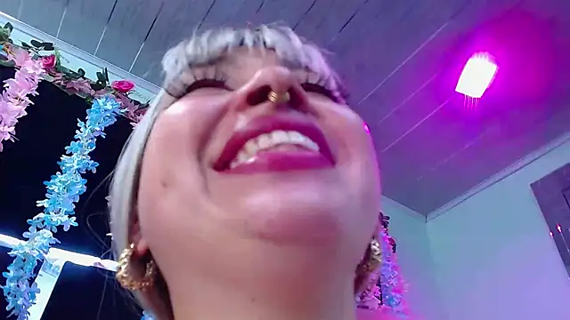 Snapshot of Cocoo_Nuth chatting on 03.23.25 Cocoo Nuth online show from 03.23.25