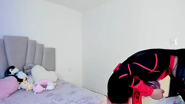 Snapshot of Alli_cooper chatting on 02.28.25 Alli cooper online show from 02.28.25