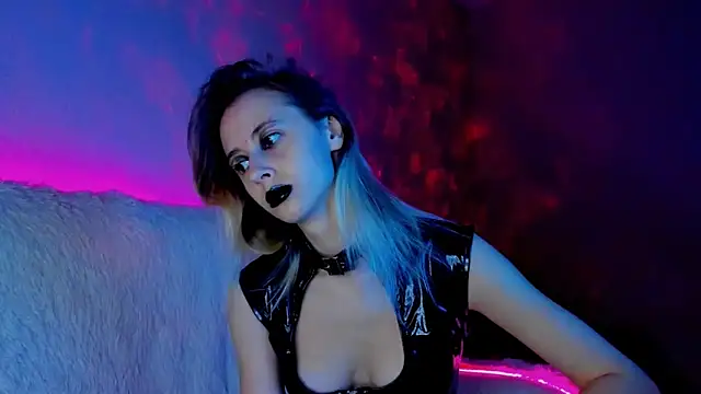 Snapshot of Inner_Light chatting on 12.14.24 Inner Light online show from 12.14.24