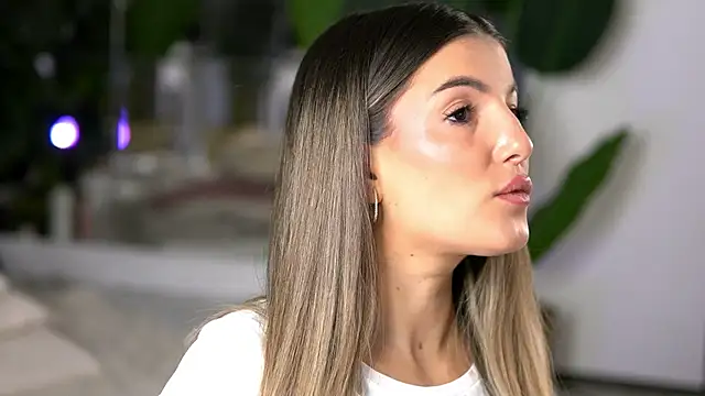 Snapshot of KellyMathews chatting on 02.03.26 KellyMathews online show from 02.03.26