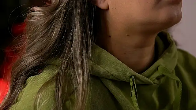 Snapshot of KellyMathews chatting on 03.27.26 KellyMathews online show from 03.27.26