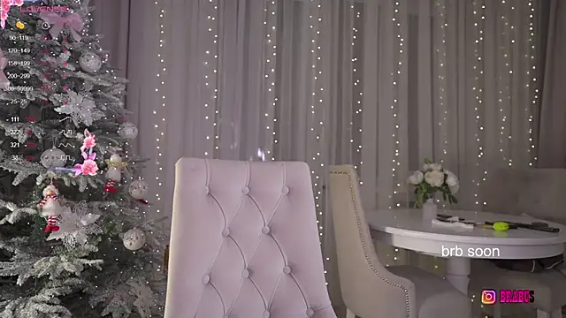 Snapshot of _Moon__Shine_ chatting on 01.16.26 Moon Shine online show from 01.16.26