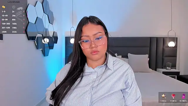 AmberLewis  online show from 10.16.25