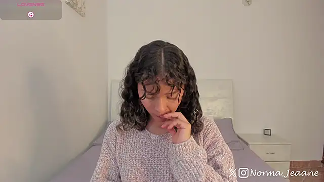 Snapshot of Norma-Jeaane chatting on 11.24.25 Norma-Jeaane online show from 11.24.25