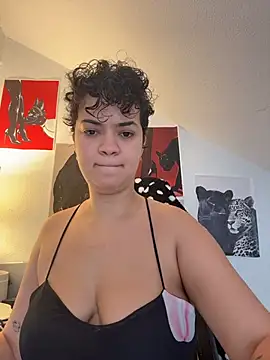 Snapshot of rafamarianoofc chatting on 11.17.25 rafamarianoofc online show from 11.17.25