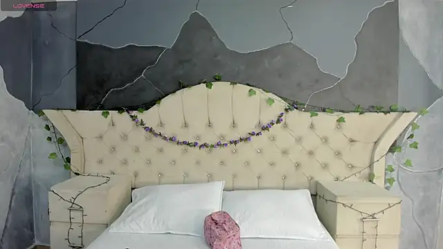 AmberGreyy  online show from 11.03.25