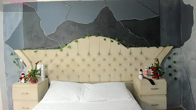 AmberGreyy  online show from 12.17.25