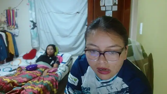 clayre and jill online show from 11.05.25