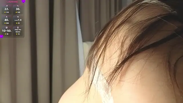 Snapshot of SallyReidj chatting on 03.29.26 SallyReidj online show from 03.29.26