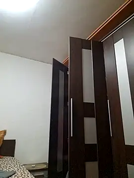 Evadesirex46 online show from 11.19.25