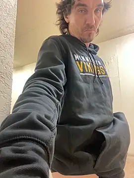 Snapshot of Lilsmokeshow017 chatting on 09.22.25 Lilsmokeshow017 online show from 09.22.25