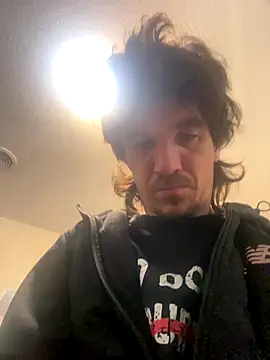 Snapshot of Lilsmokeshow017 chatting on 10.11.25 Lilsmokeshow017 online show from 10.11.25