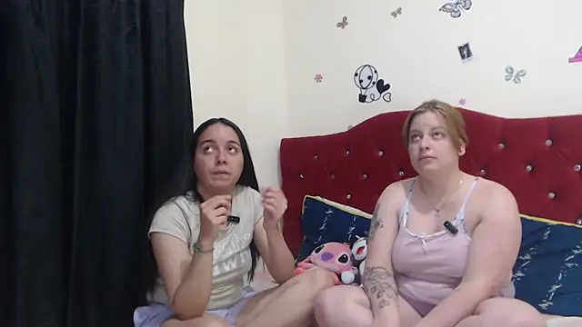 Snapshot of Lola_barbara chatting on 01.28.25 Lola barbara online show from 01.28.25